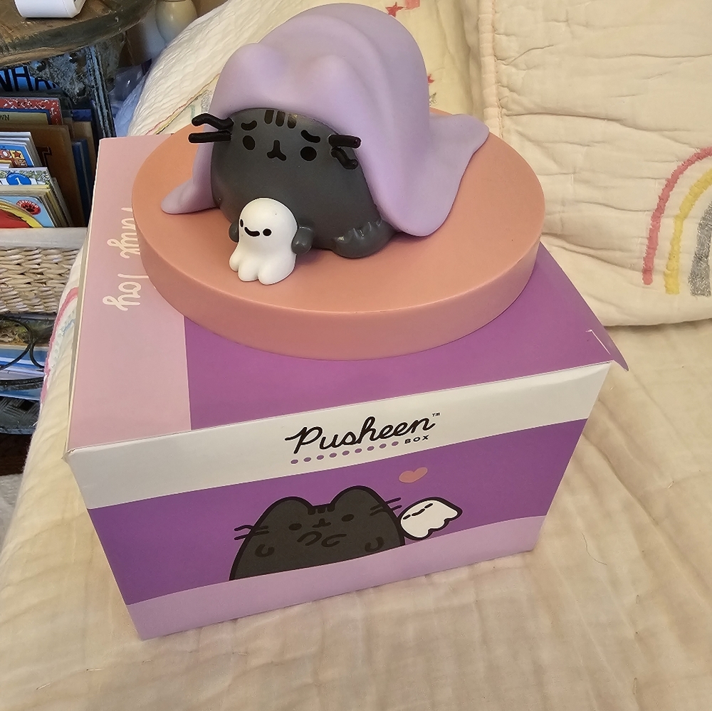 Pusheen Spooky Vinyl Toy
